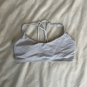 Lululemon Free to Be Sports Bra